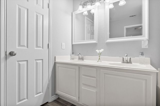7321 Grass Valley Trail, Fort Worth, TX 76123
