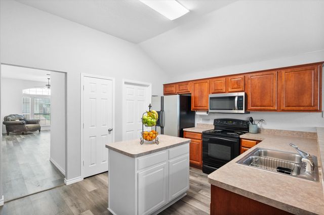 7321 Grass Valley Trail, Fort Worth, TX 76123