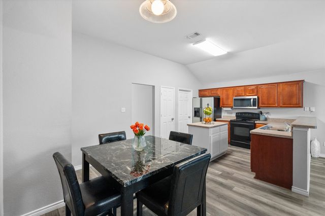 7321 Grass Valley Trail, Fort Worth, TX 76123