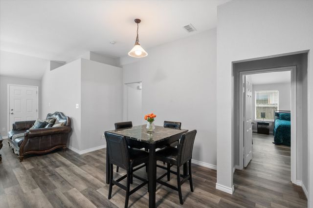 7321 Grass Valley Trail, Fort Worth, TX 76123