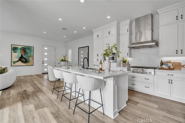 446 Chorus, Irvine, CA 92618