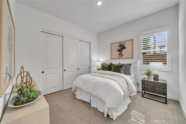 446 Chorus, Irvine, CA 92618