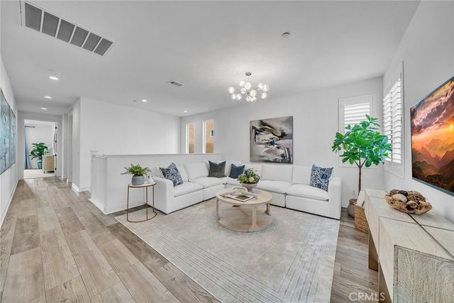 446 Chorus, Irvine, CA 92618