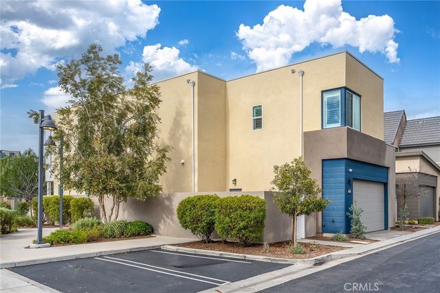 446 Chorus, Irvine, CA 92618