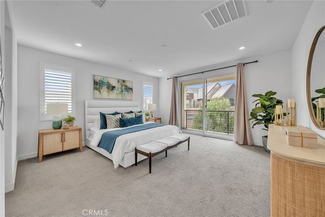 446 Chorus, Irvine, CA 92618