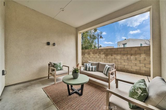 446 Chorus, Irvine, CA 92618