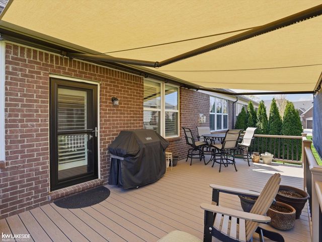 40617 Tulip Trce, Clinton Township, MI 48036