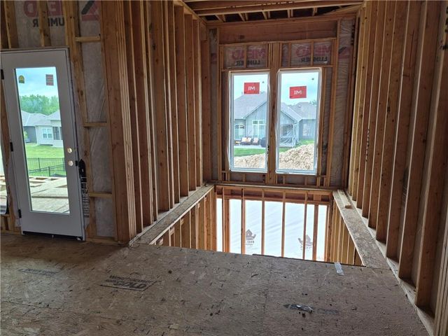 4525 145th Court, Basehor, KS 66007