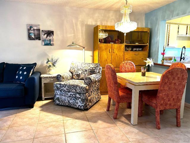 5200 Privet Place C, Delray Beach, FL 33484