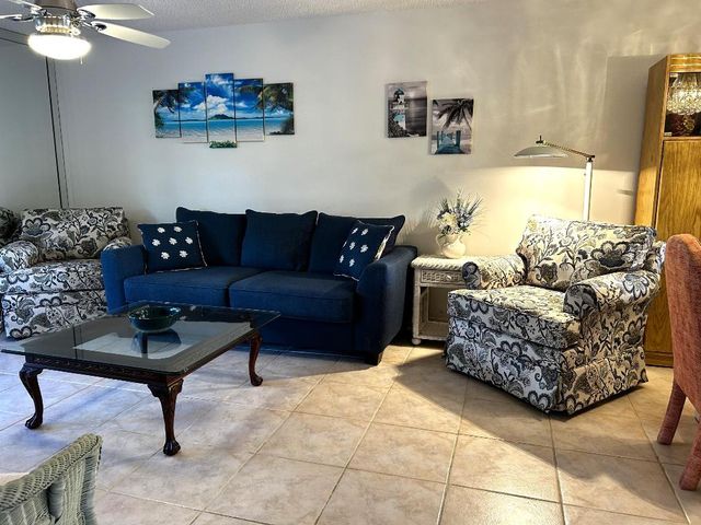 5200 Privet Place C, Delray Beach, FL 33484