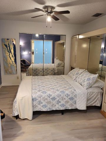 5200 Privet Place C, Delray Beach, FL 33484