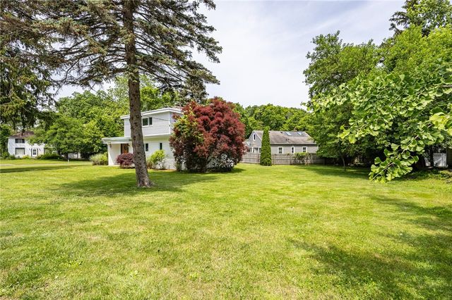 2000 Titus Avenue, Irondequoit, NY 14622