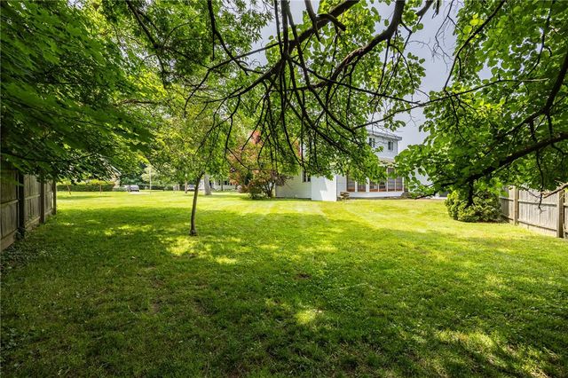 2000 Titus Avenue, Irondequoit, NY 14622