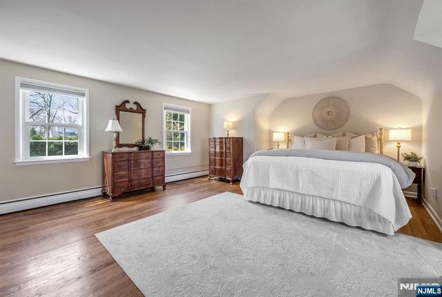 26 Addison Place, Ho-ho-kus, NJ 07423