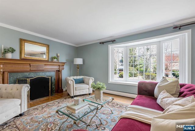 26 Addison Place, Ho-ho-kus, NJ 07423