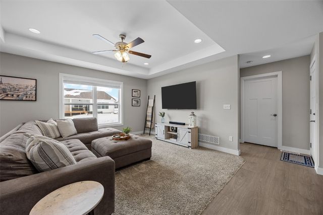 6442 Cope Drive, Marion, IA 52302