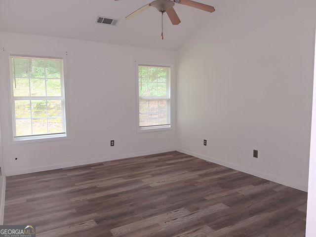 300 Lakeside Drive, Covington, GA 30016