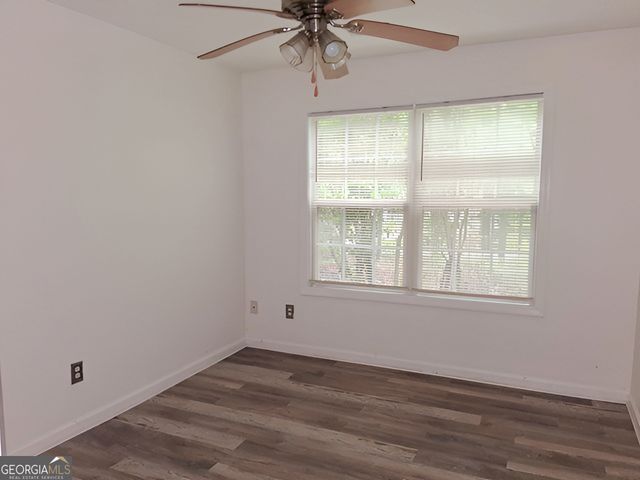 300 Lakeside Drive, Covington, GA 30016