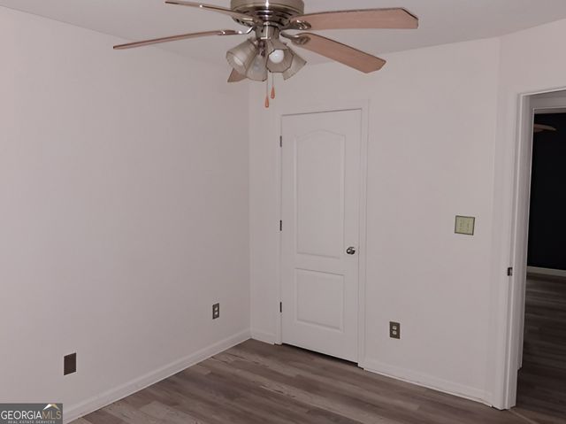 300 Lakeside Drive, Covington, GA 30016