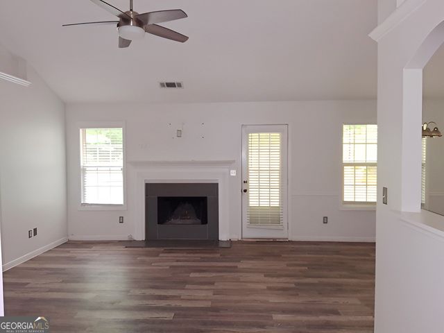 300 Lakeside Drive, Covington, GA 30016