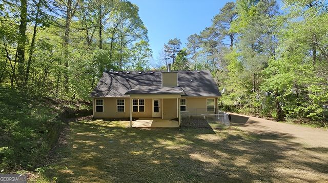 300 Lakeside Drive, Covington, GA 30016