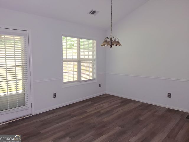 300 Lakeside Drive, Covington, GA 30016