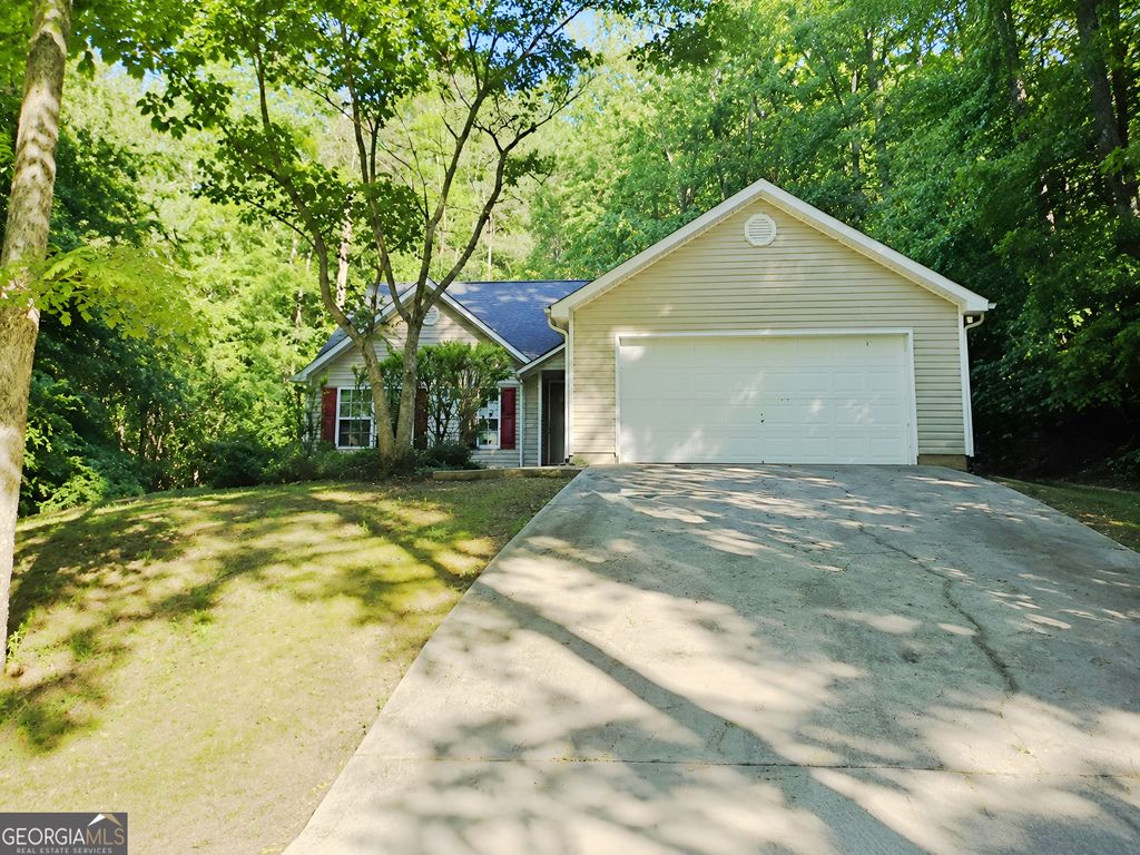 300 Lakeside Drive, Covington, GA 30016