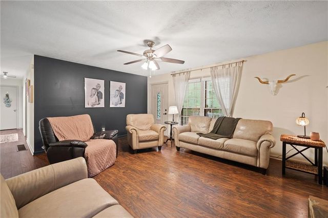 5527 CENTRY Drive, Villa Rica, GA 30180