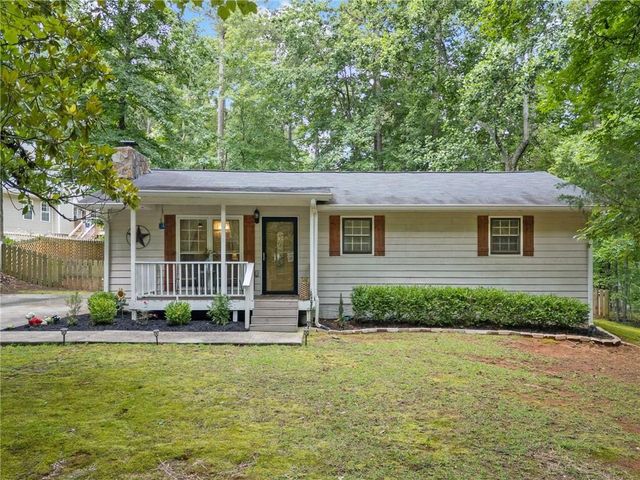 5527 CENTRY Drive, Villa Rica, GA 30180