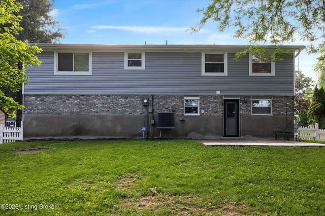 2810 Six Mile Ln, Louisville, KY 40220