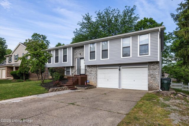 2810 Six Mile Ln, Louisville, KY 40220