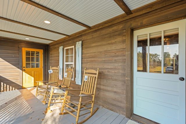 5466 Robbin Road, Patterson, GA 31557