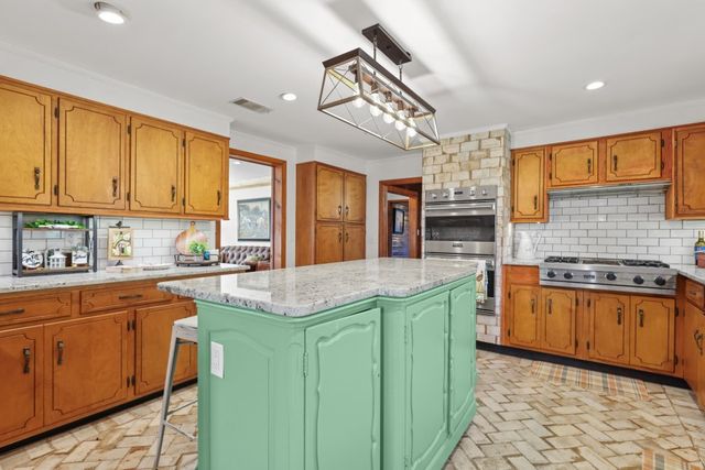 5466 Robbin Road, Patterson, GA 31557