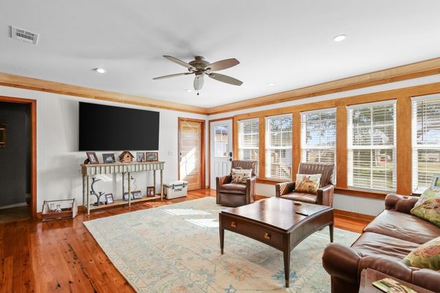 5466 Robbin Road, Patterson, GA 31557