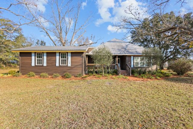 5466 Robbin Road, Patterson, GA 31557