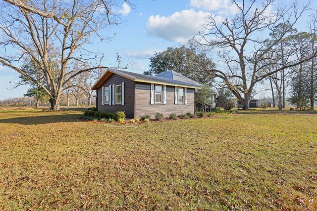 5466 Robbin Road, Patterson, GA 31557