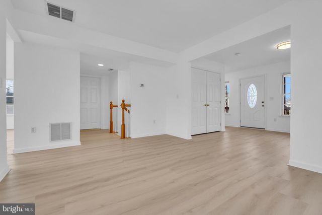 723 WOODLAND AVE, Burlington Township, NJ 08016