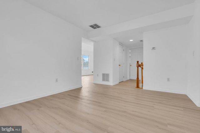 723 WOODLAND AVE, Burlington Township, NJ 08016