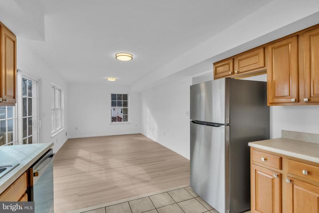 723 WOODLAND AVE, Burlington Township, NJ 08016