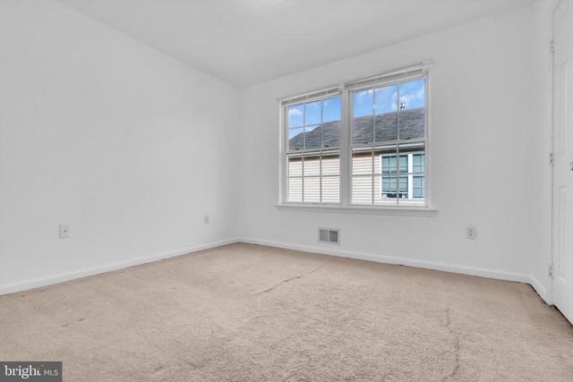 723 WOODLAND AVE, Burlington Township, NJ 08016