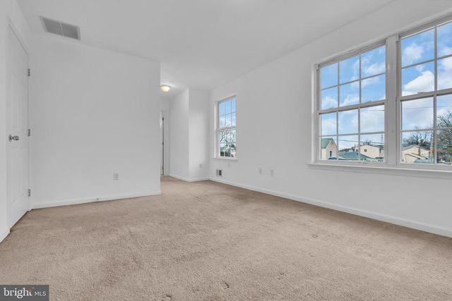 723 WOODLAND AVE, Burlington Township, NJ 08016