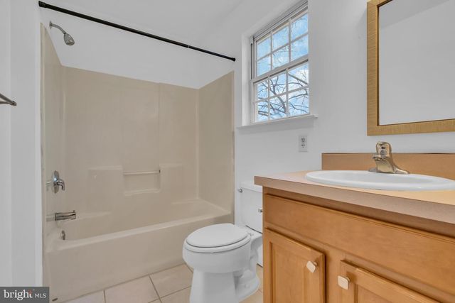 723 WOODLAND AVE, Burlington Township, NJ 08016