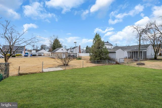 723 WOODLAND AVE, Burlington Township, NJ 08016