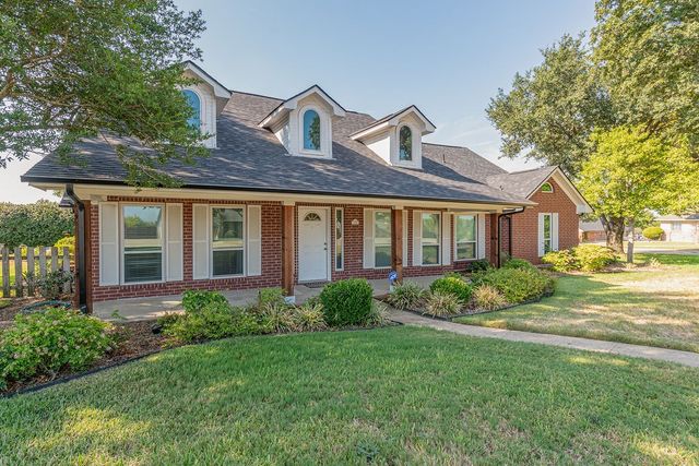 102 Fairway Lane, Crandall, TX 75114