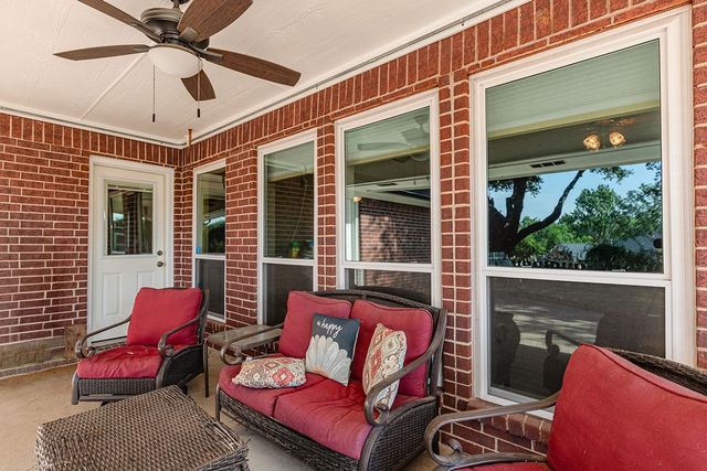 102 Fairway Lane, Crandall, TX 75114