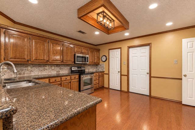 102 Fairway Lane, Crandall, TX 75114