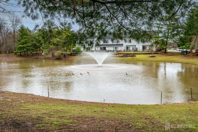 100 Goodwin Drive, North Brunswick, NJ 08902