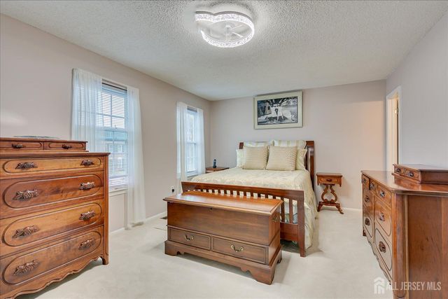 100 Goodwin Drive, North Brunswick, NJ 08902