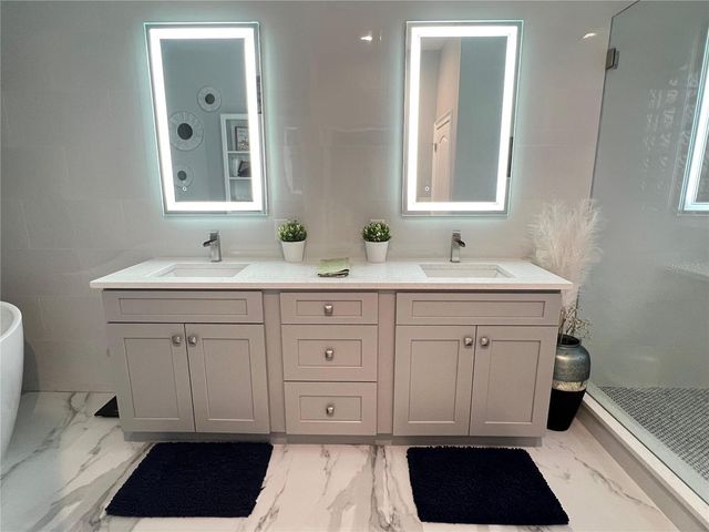 965 PINE HILL BOULEVARD, Geneva, FL 32732