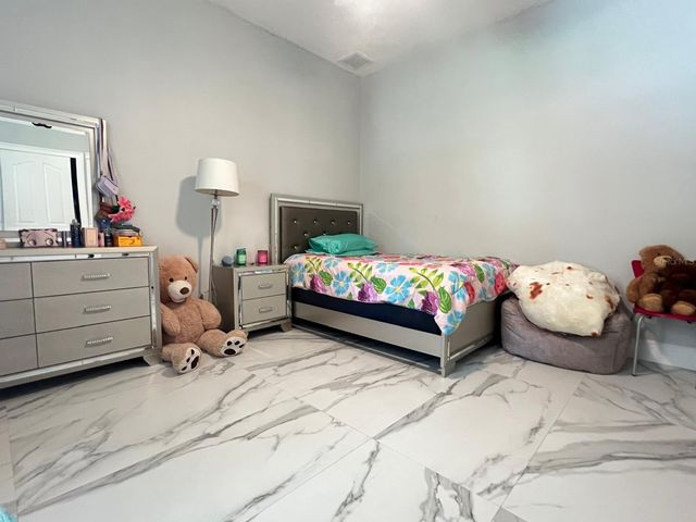 965 PINE HILL BOULEVARD, Geneva, FL 32732